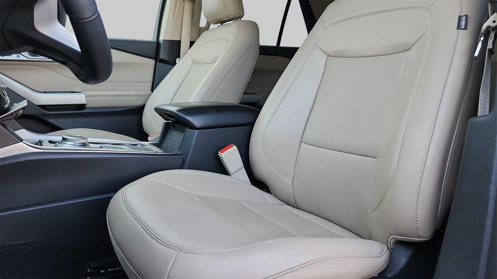 used 2023 Ford Explorer car, priced at $29,000