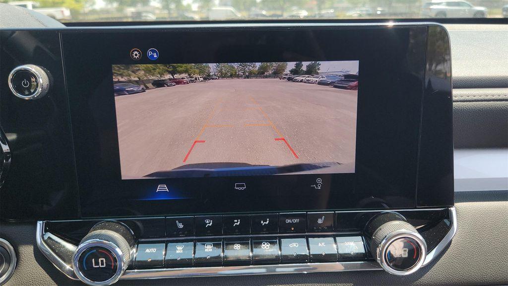 new 2025 Chevrolet Colorado car, priced at $33,000