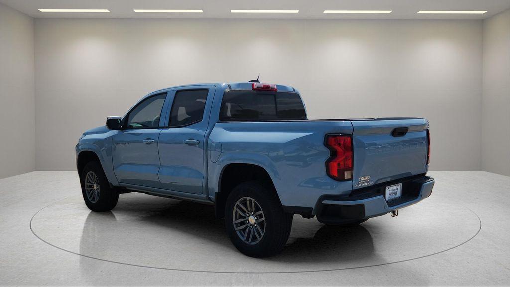 new 2025 Chevrolet Colorado car, priced at $33,000