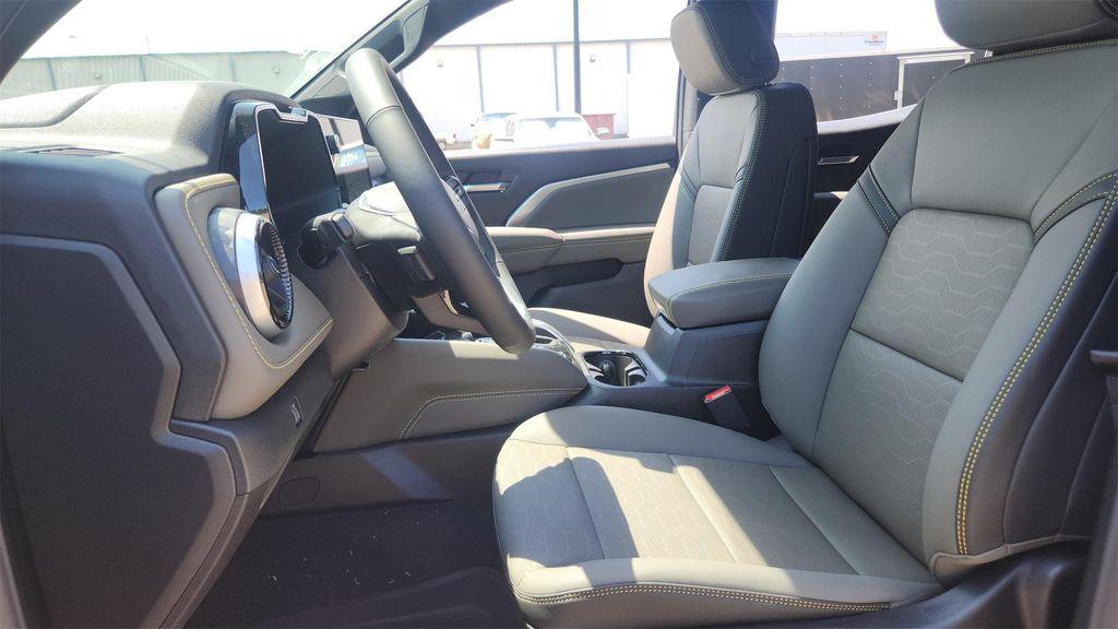 new 2026 Chevrolet Colorado car, priced at $53,000