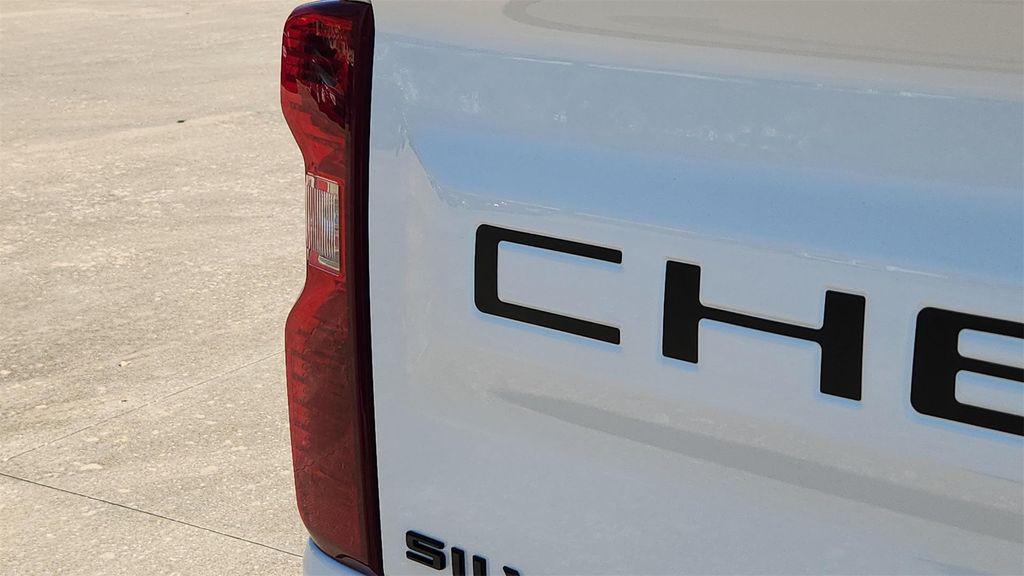 new 2026 Chevrolet Silverado 1500 car, priced at $42,250