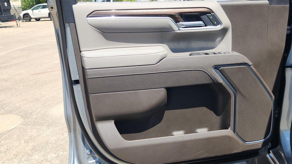 new 2026 Chevrolet Silverado 1500 car, priced at $51,500