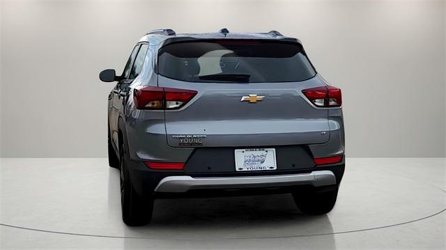 new 2025 Chevrolet TrailBlazer car, priced at $25,000