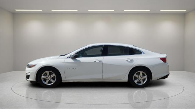 used 2022 Chevrolet Malibu car, priced at $17,000