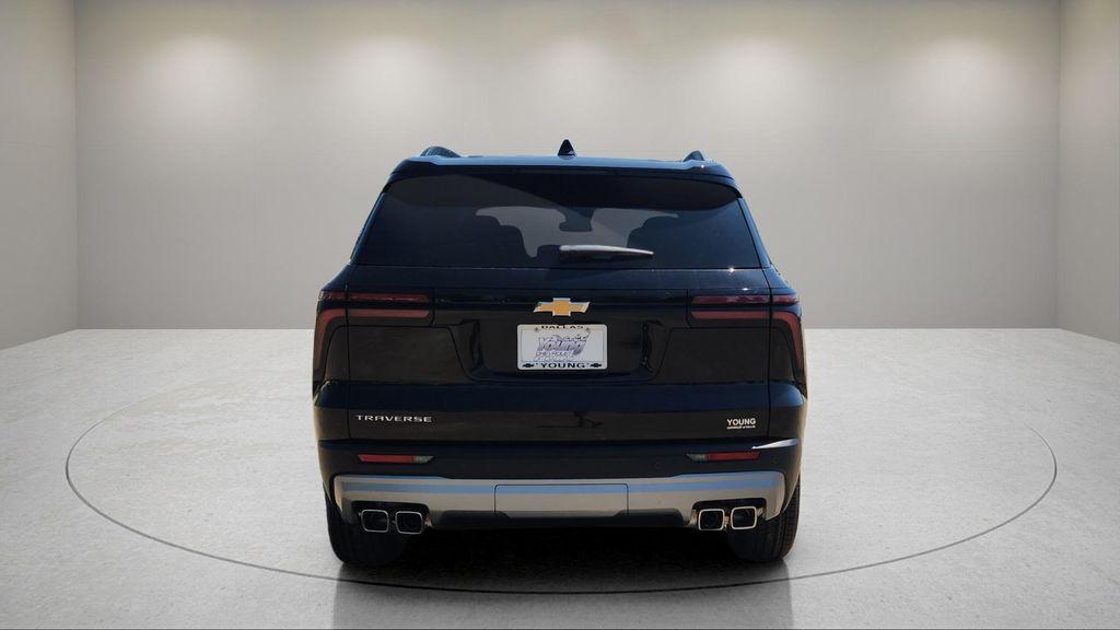 new 2026 Chevrolet Traverse car, priced at $42,500