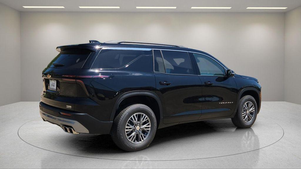 new 2026 Chevrolet Traverse car, priced at $42,500