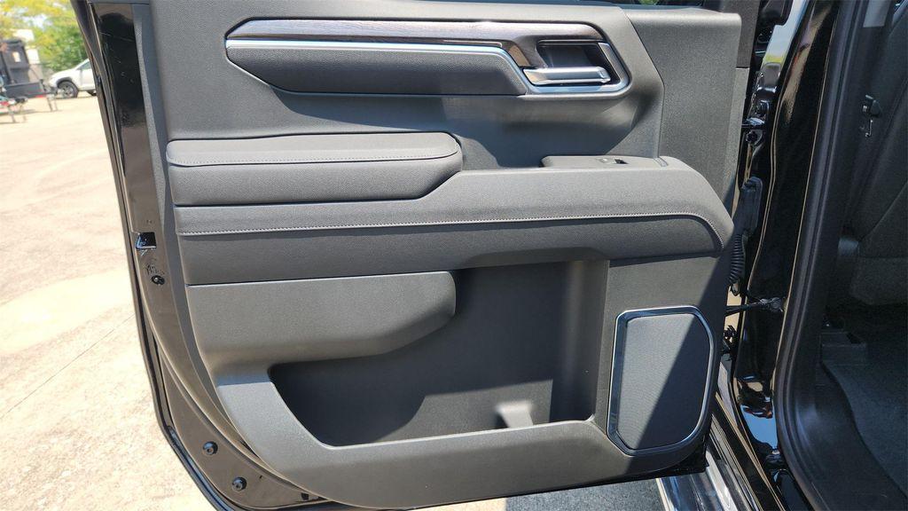new 2026 Chevrolet Silverado 1500 car, priced at $62,000