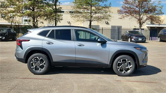 new 2025 Chevrolet Trax car, priced at $25,235