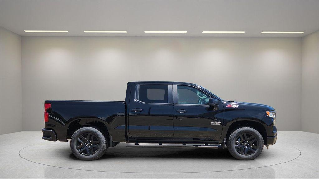 new 2025 Chevrolet Silverado 1500 car, priced at $56,000
