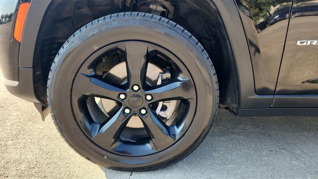 used 2021 Jeep Grand Cherokee L car, priced at $24,500