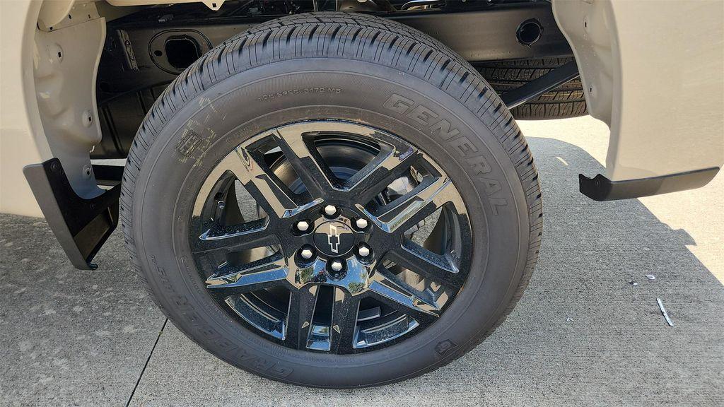 new 2026 Chevrolet Silverado 1500 car, priced at $36,500