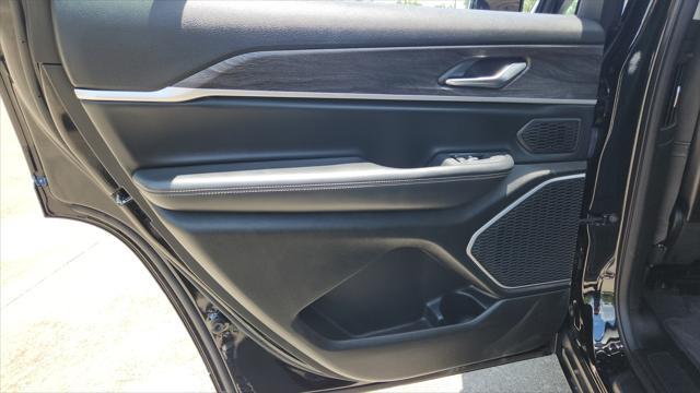 used 2022 Jeep Grand Cherokee L car, priced at $30,000