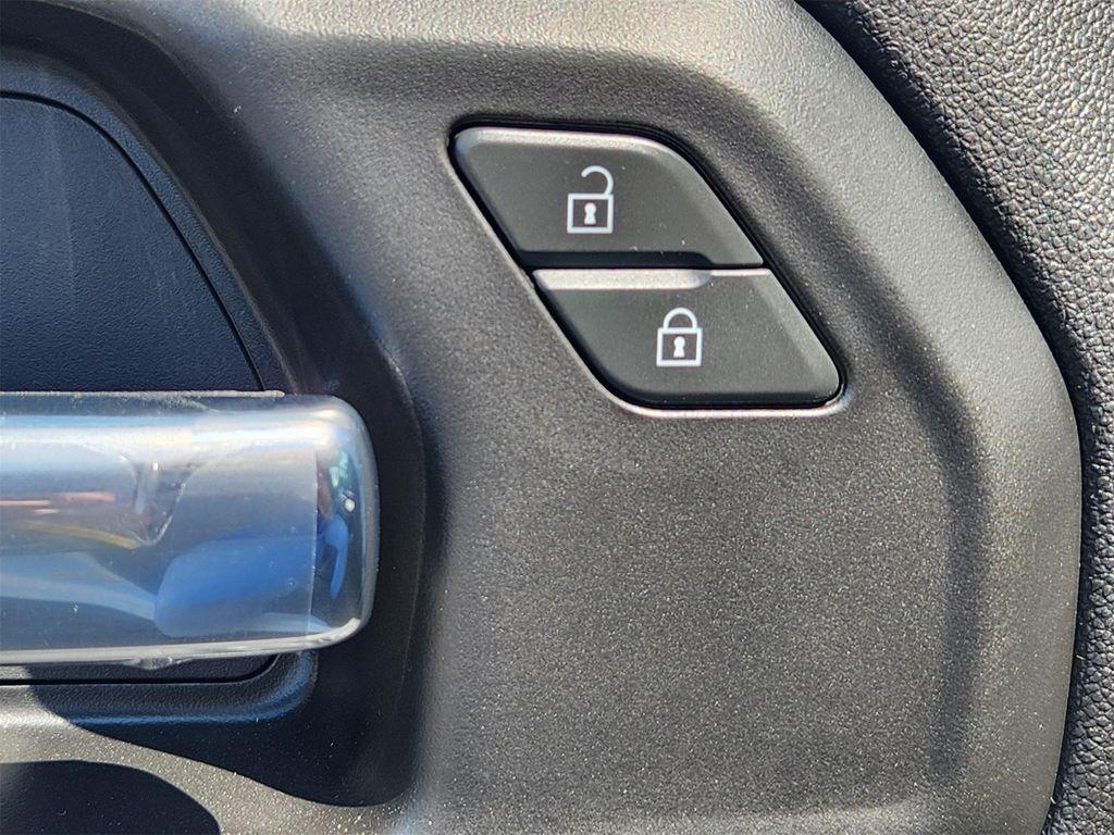 new 2025 Chevrolet Silverado 1500 car, priced at $39,250