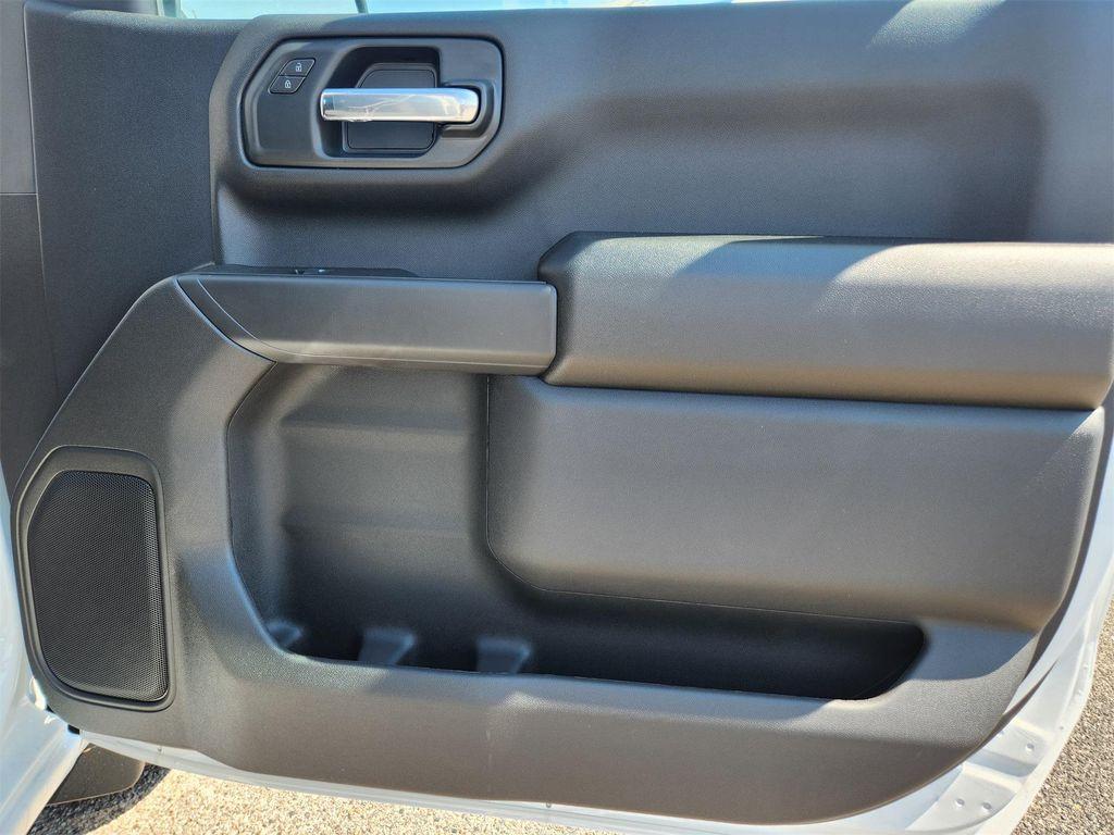 new 2025 Chevrolet Silverado 1500 car, priced at $39,250