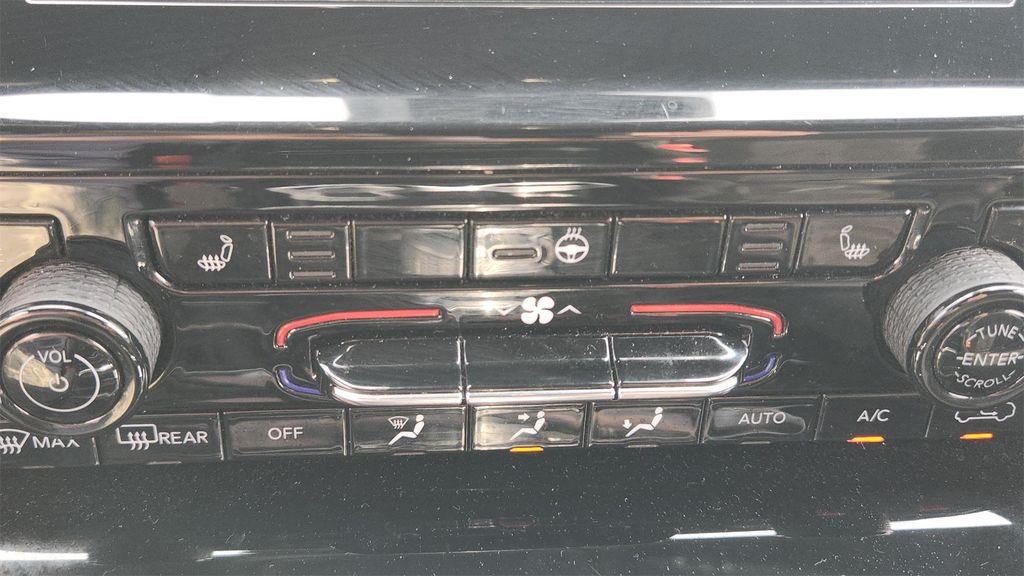 used 2023 Jeep Grand Cherokee L car, priced at $26,000