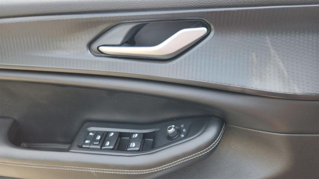 used 2023 Jeep Grand Cherokee L car, priced at $26,000