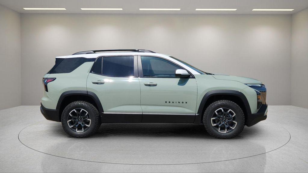 new 2026 Chevrolet Equinox car, priced at $32,000