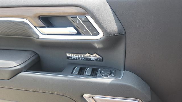 new 2025 Chevrolet Silverado 1500 car, priced at $70,000