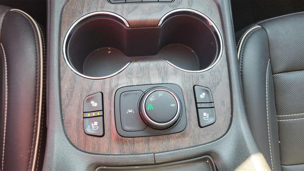 used 2023 GMC Acadia car, priced at $34,500
