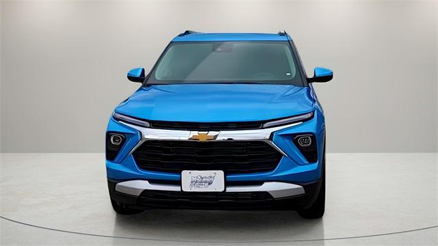 new 2025 Chevrolet TrailBlazer car, priced at $25,000