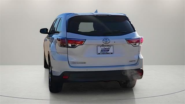 used 2016 Toyota Highlander car, priced at $17,500