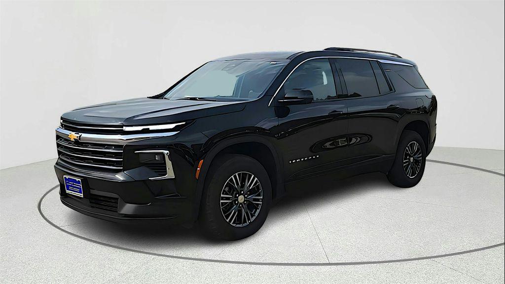 used 2024 Chevrolet Traverse car, priced at $36,000