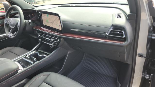 used 2025 Chevrolet Traverse car, priced at $48,000