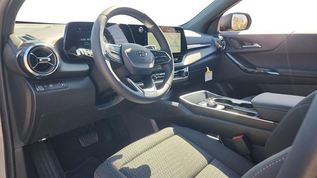 new 2026 Chevrolet Equinox car, priced at $29,000