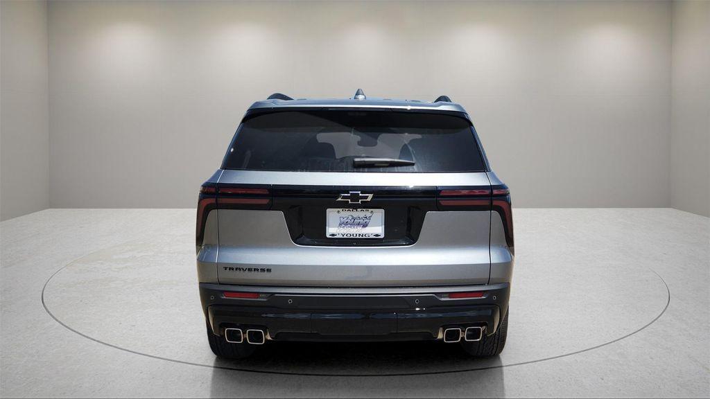 new 2026 Chevrolet Traverse car, priced at $45,500