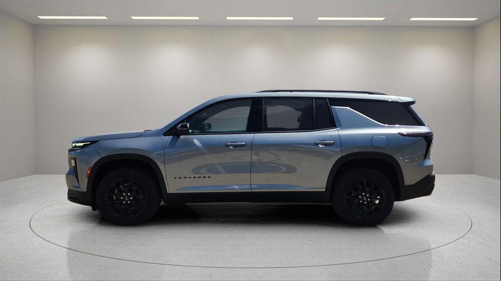 new 2026 Chevrolet Traverse car, priced at $45,500