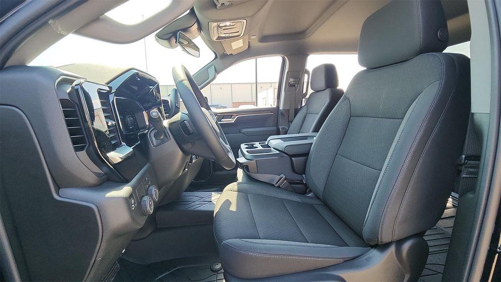 new 2026 Chevrolet Silverado 1500 car, priced at $41,250