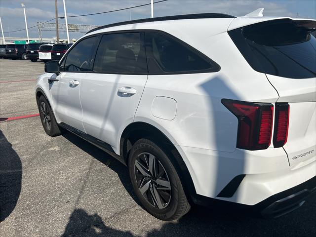 used 2023 Kia Sorento car, priced at $27,000