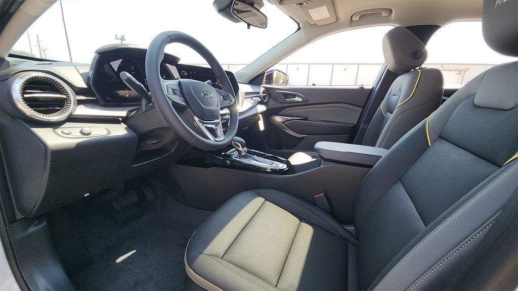 new 2025 Chevrolet Trax car, priced at $26,000