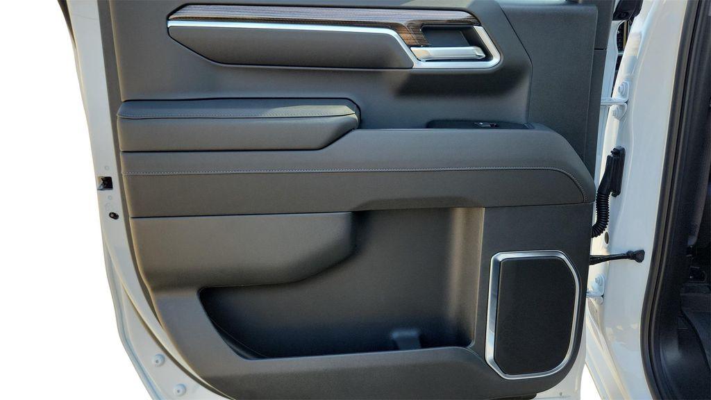 new 2026 Chevrolet Silverado 1500 car, priced at $51,000