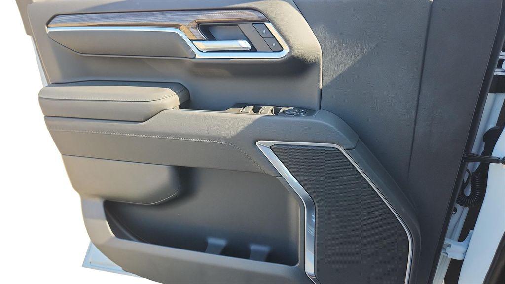 new 2026 Chevrolet Silverado 1500 car, priced at $51,000