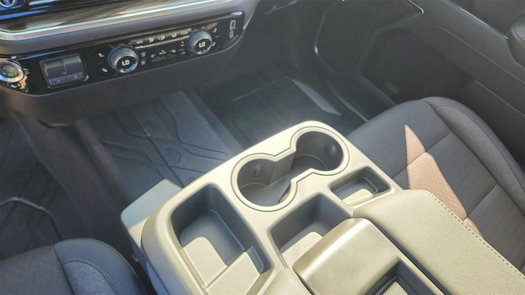 new 2026 Chevrolet Silverado 1500 car, priced at $41,250