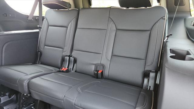 new 2025 Chevrolet Suburban car, priced at $76,500