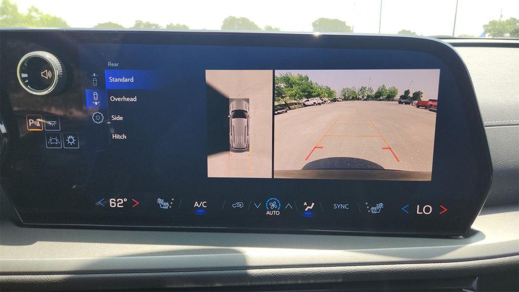 new 2025 Chevrolet Traverse car, priced at $42,000