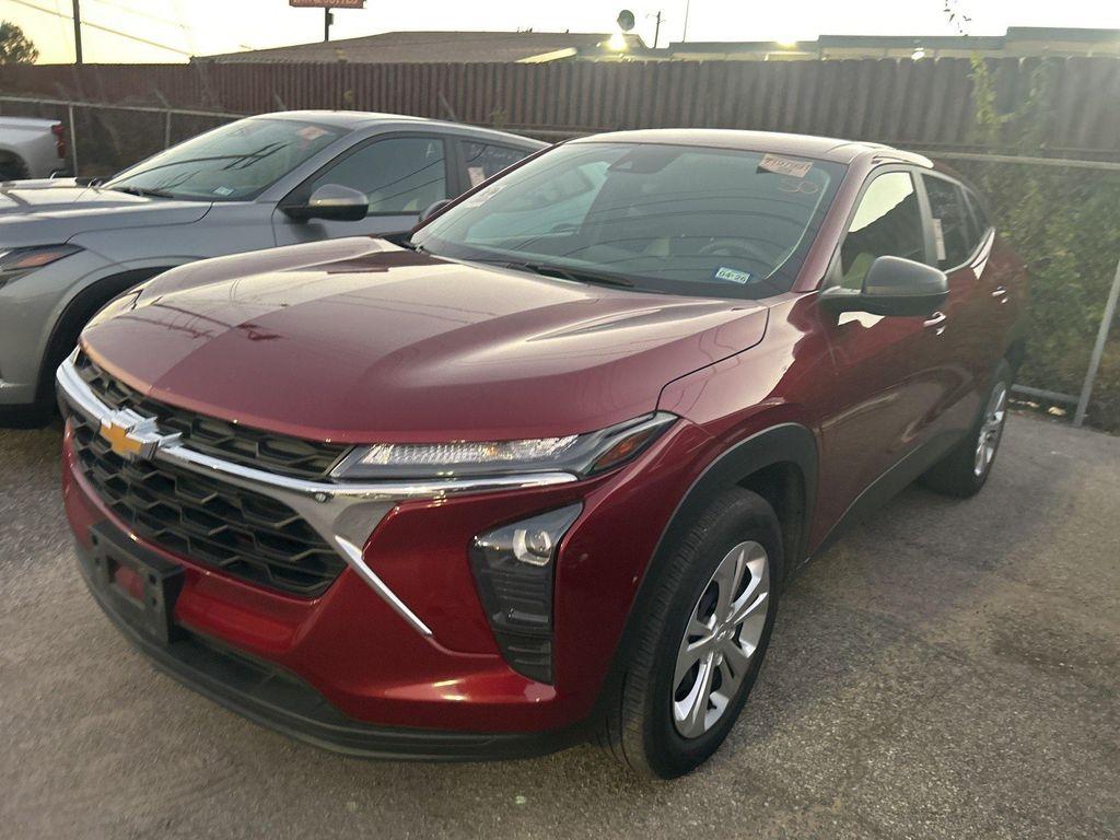 used 2024 Chevrolet Trax car, priced at $18,890