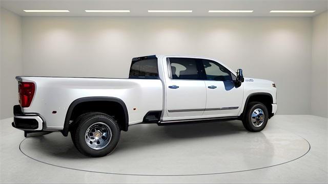 new 2025 Chevrolet Silverado 3500 car, priced at $91,000