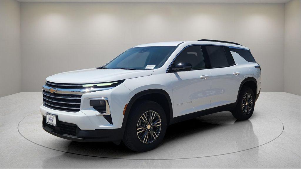 new 2026 Chevrolet Traverse car, priced at $43,000