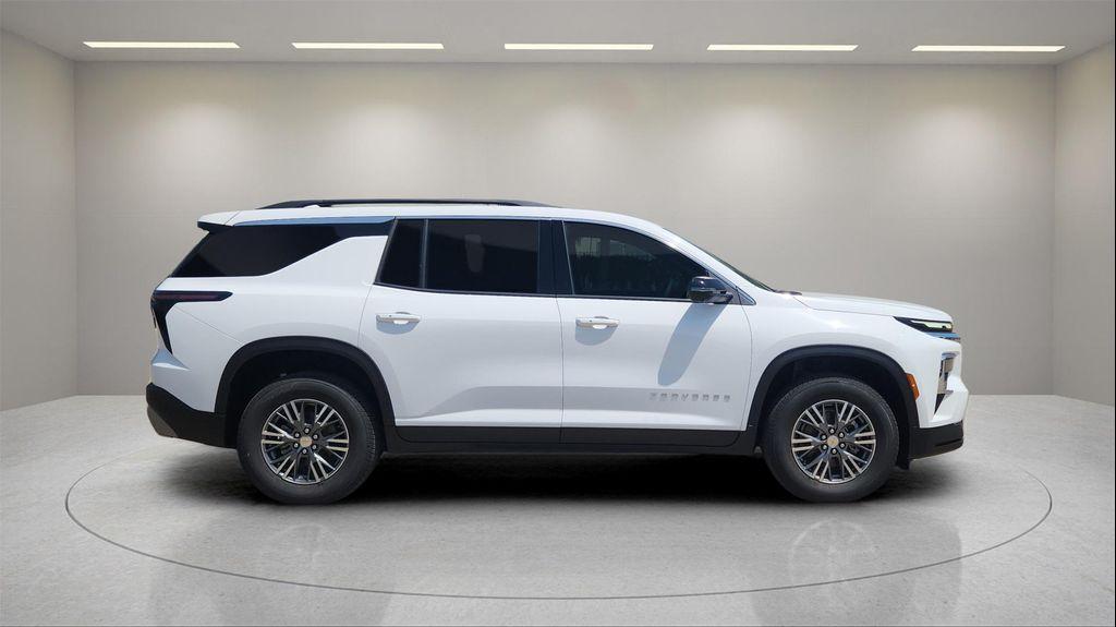 new 2026 Chevrolet Traverse car, priced at $43,000