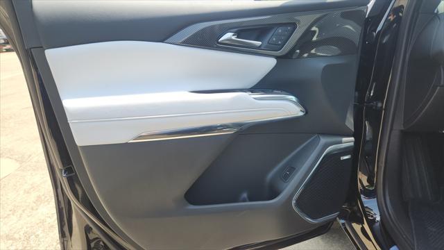 new 2025 Chevrolet Traverse car, priced at $57,045