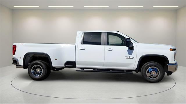 new 2025 Chevrolet Silverado 3500 car, priced at $72,000