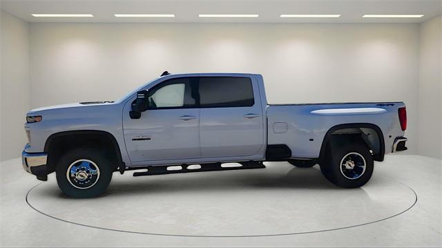 new 2025 Chevrolet Silverado 3500 car, priced at $72,000