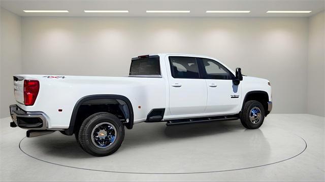 new 2025 Chevrolet Silverado 3500 car, priced at $72,000