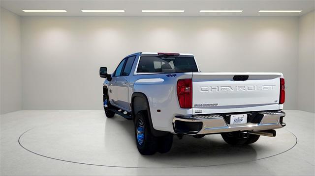 new 2025 Chevrolet Silverado 3500 car, priced at $72,000