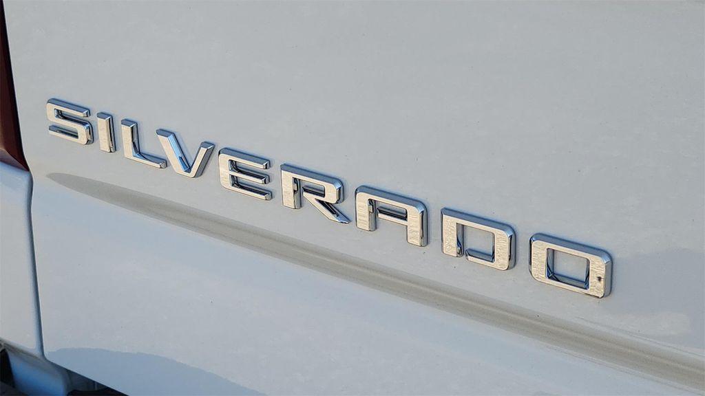 new 2026 Chevrolet Silverado 1500 car, priced at $40,250