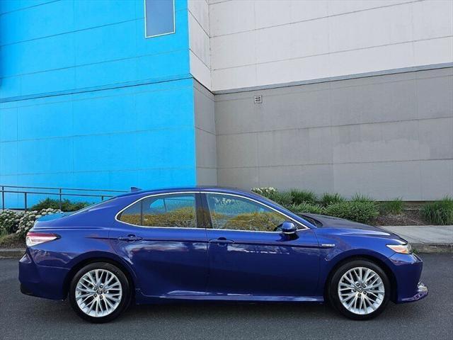 used 2018 Toyota Camry Hybrid car, priced at $34,900