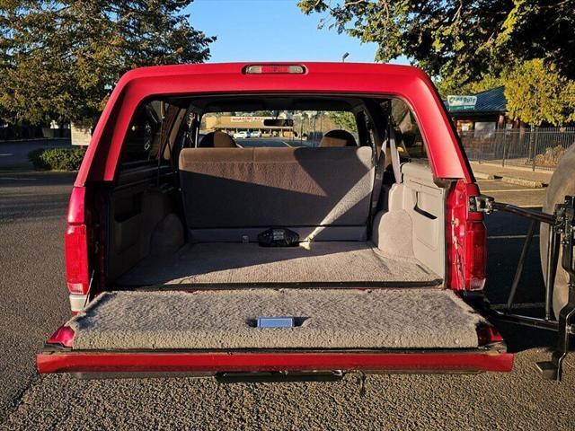 used 1995 Ford Bronco car, priced at $29,900